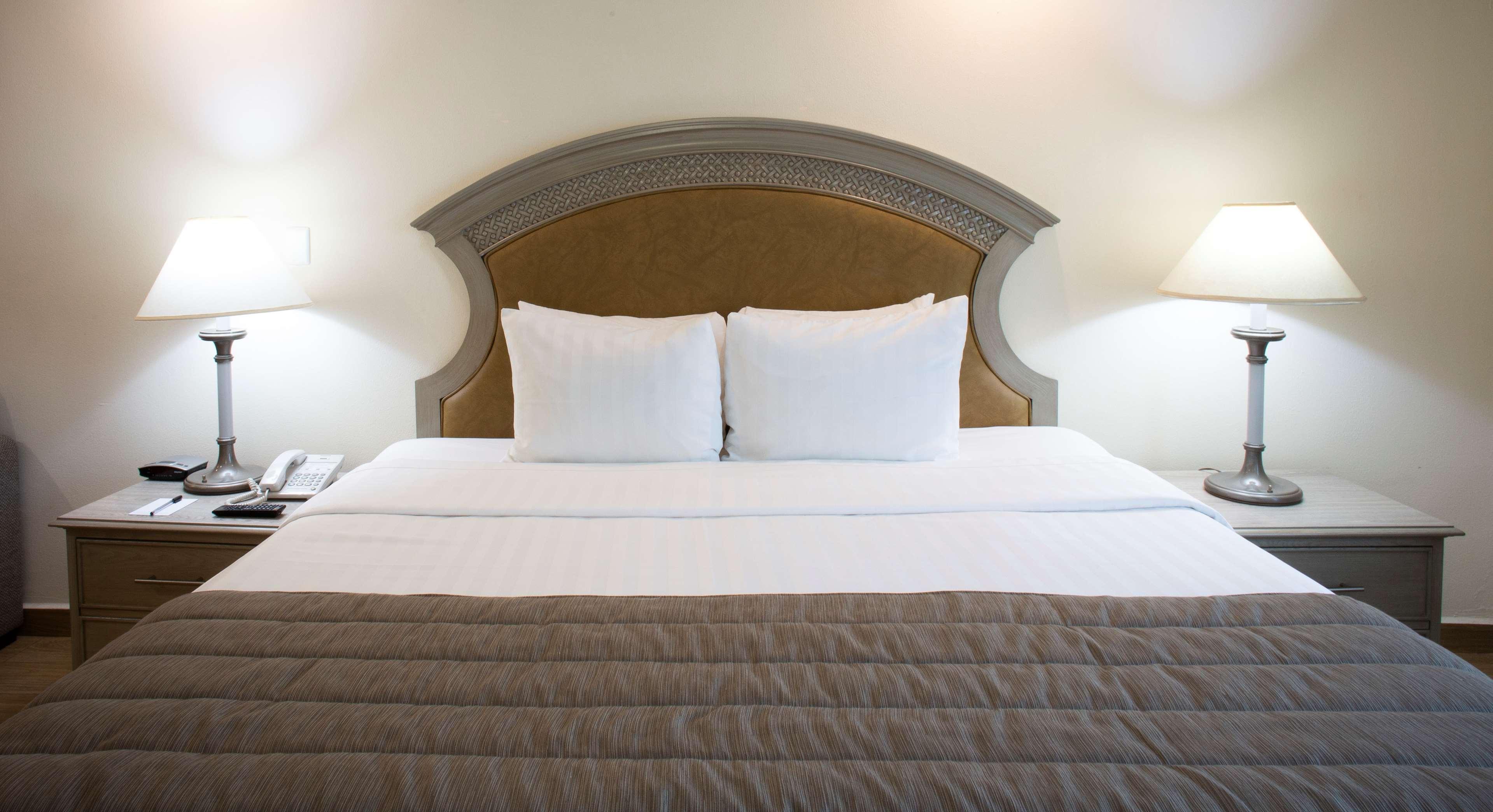Best Western Plus Monterrey Colon מראה חיצוני תמונה