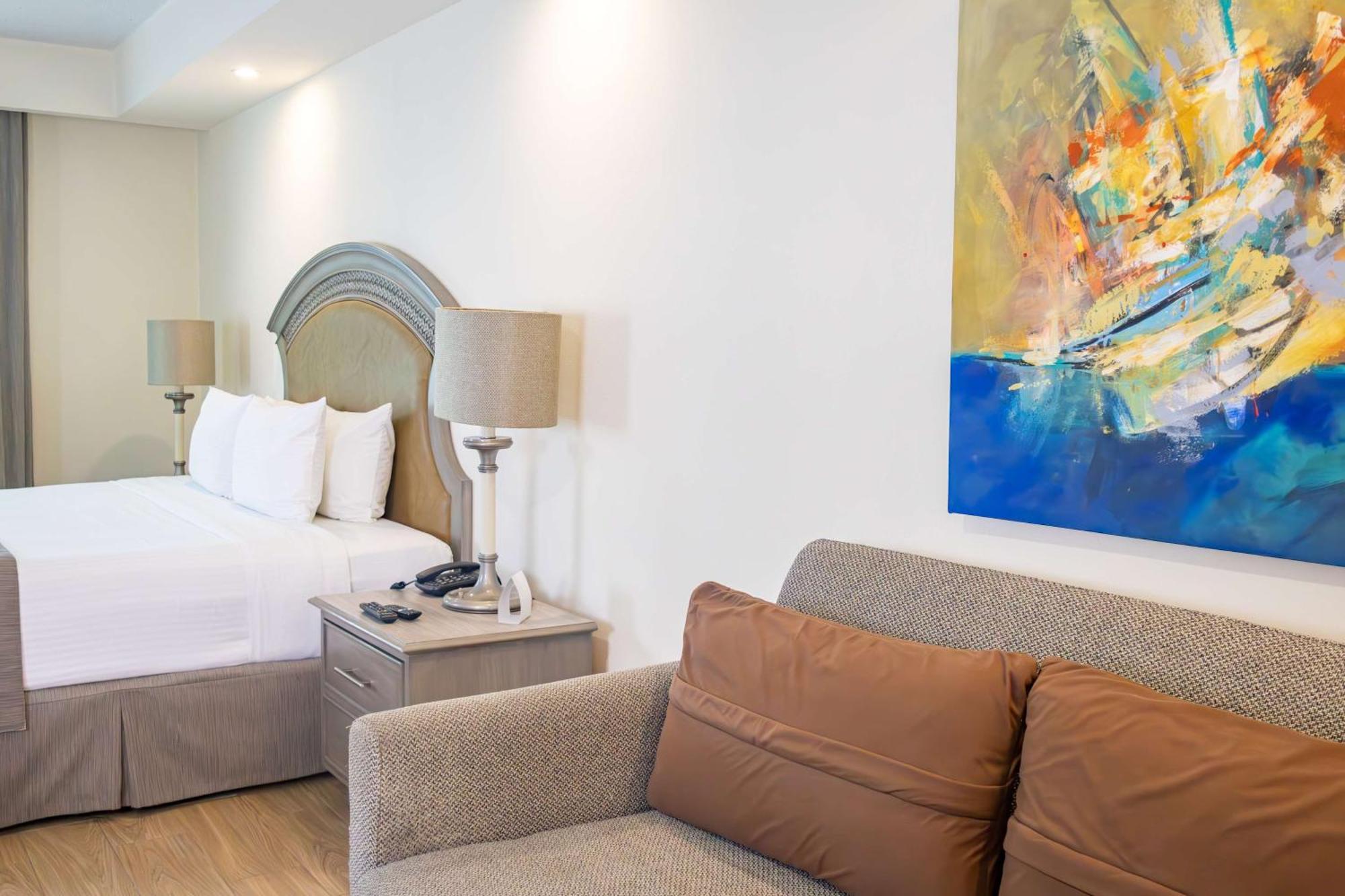 Best Western Plus Monterrey Colon מראה חיצוני תמונה