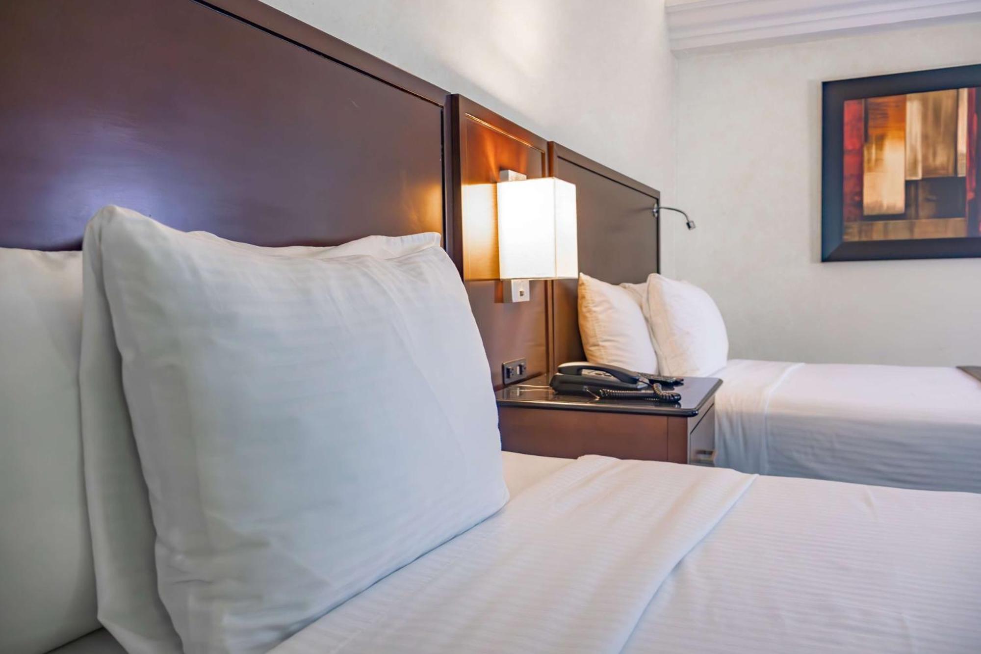 Best Western Plus Monterrey Colon מראה חיצוני תמונה