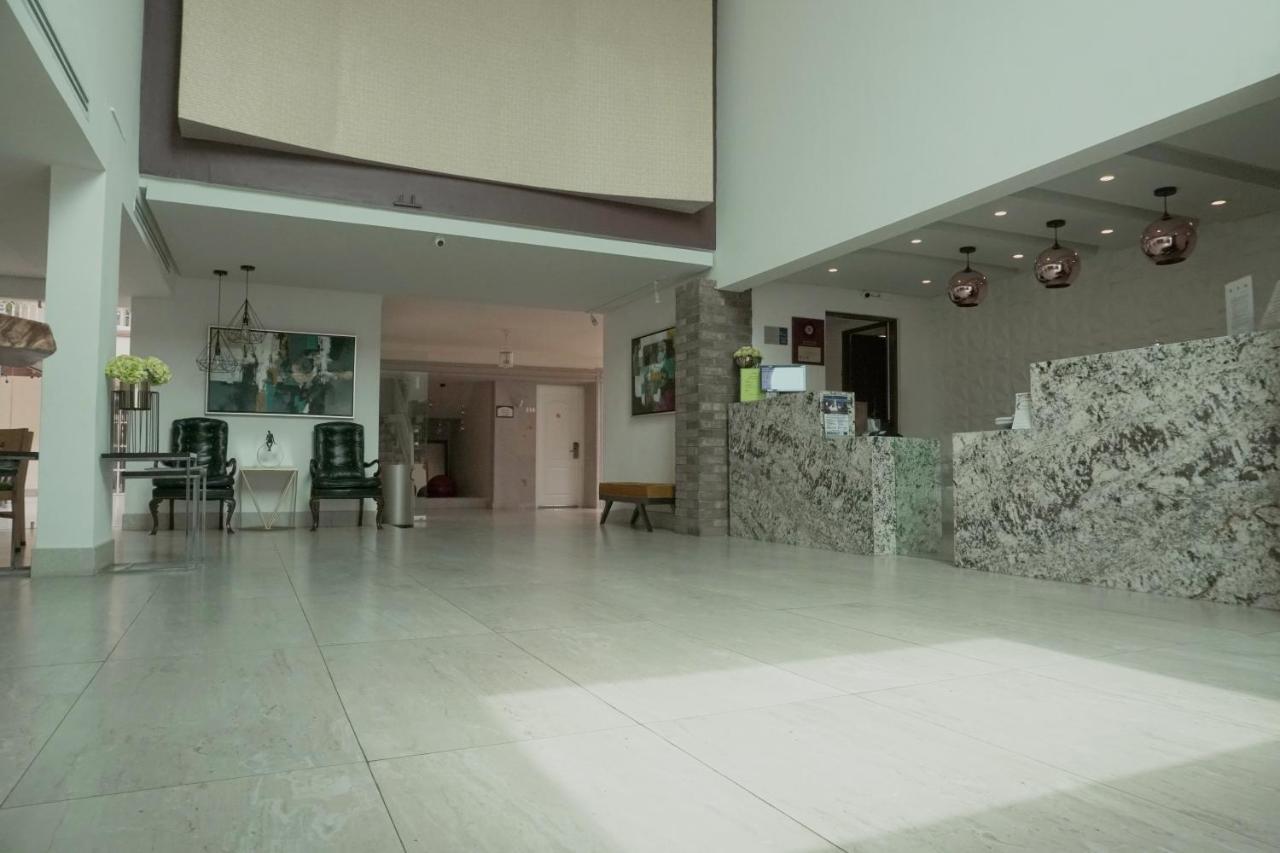 Best Western Plus Monterrey Colon מראה חיצוני תמונה